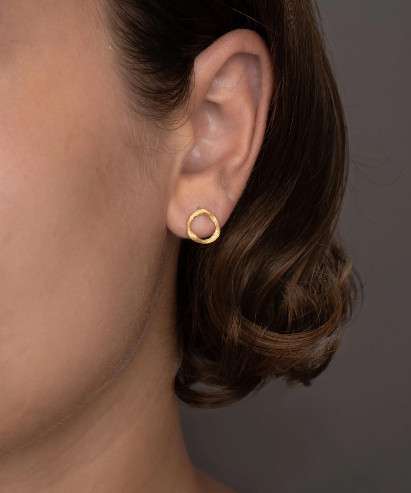 Alternative view of Vega Loop Ørepynt medium