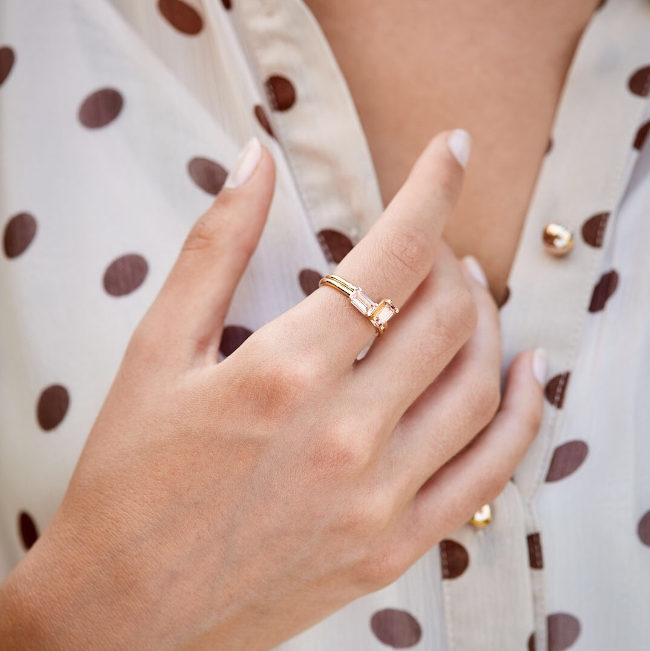 Alternative view of Nord Pink Ring S