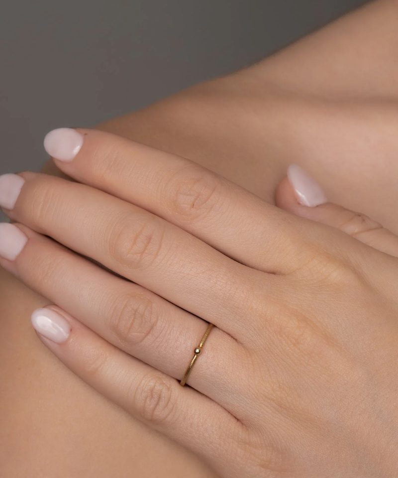 Alternative view of Delphis Drop 1 Ring
