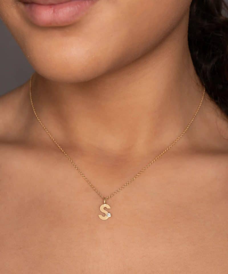 Alternative view of Letter S mini med diamant