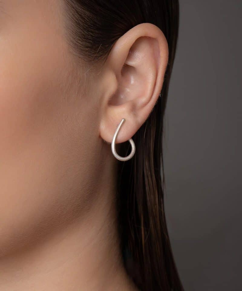 Alternative view of Kharisma øreringer sølv liten