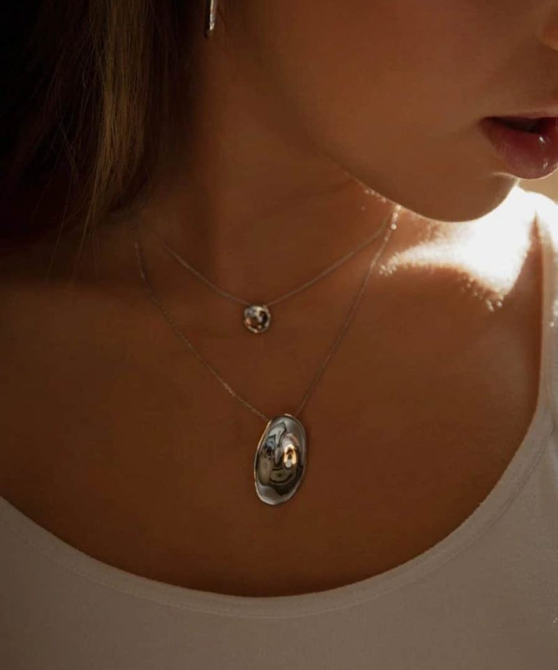 Alternative view of Halssmykke sølv