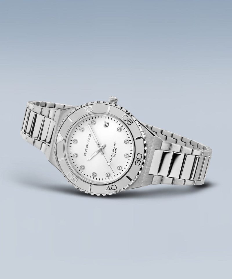 Alternative view of Classic Arctic Sailing - 18936-704