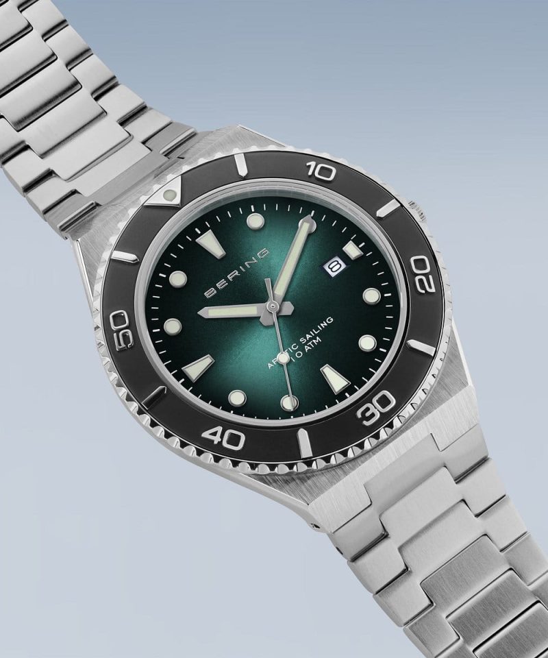 Alternative view of Classic Arctic Sailing - 18940-708