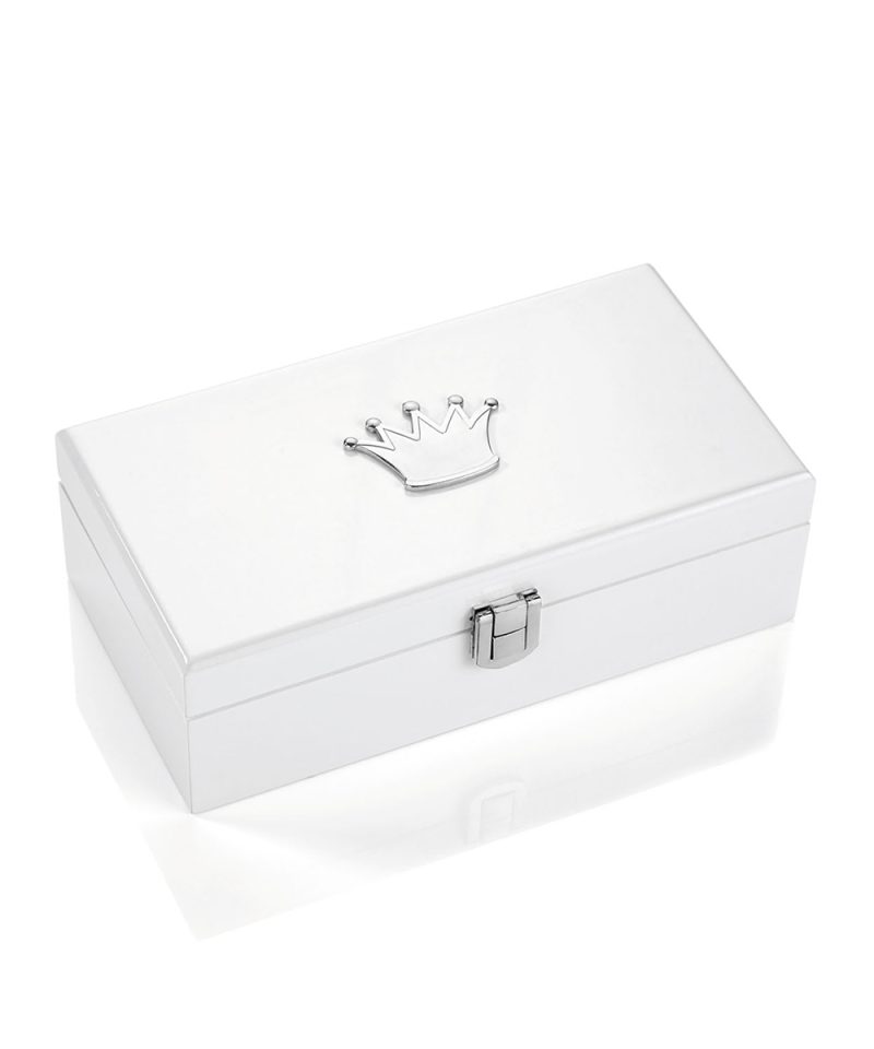 Smykkeskrin i tre, med tinnkrone