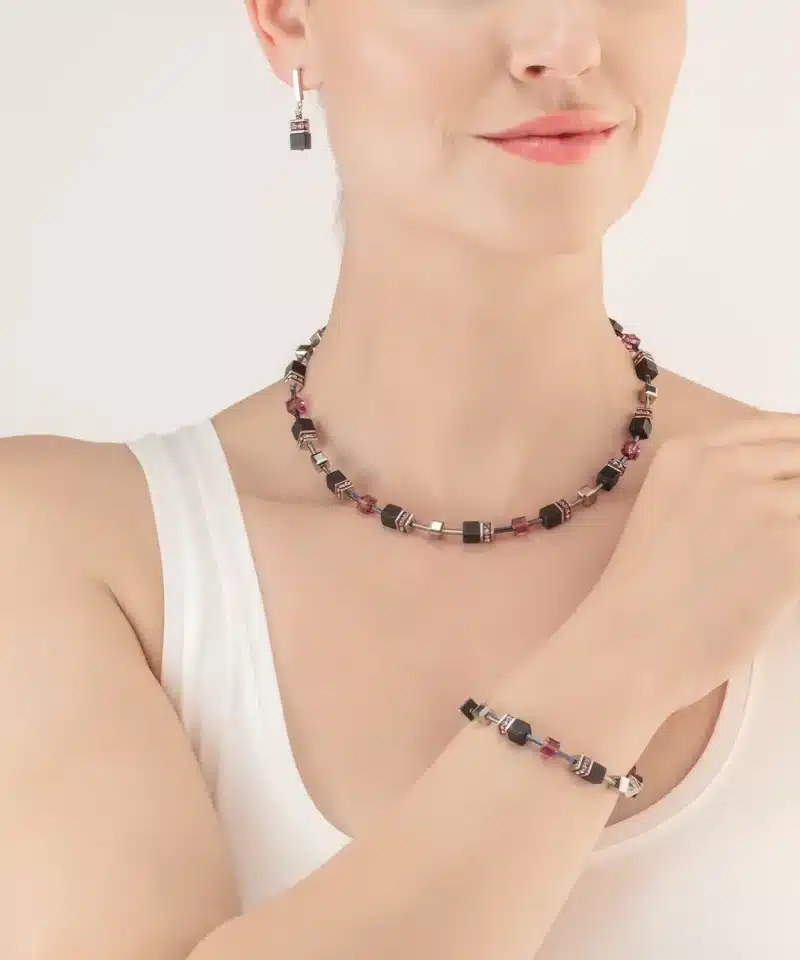 Alternative view of Halssmykke 401810-0824