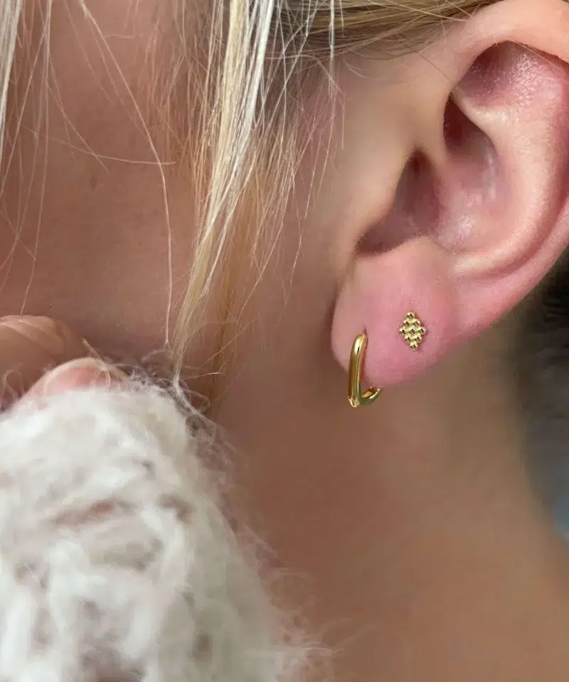 Alternative view of NXT.H Bubble earring - GP
