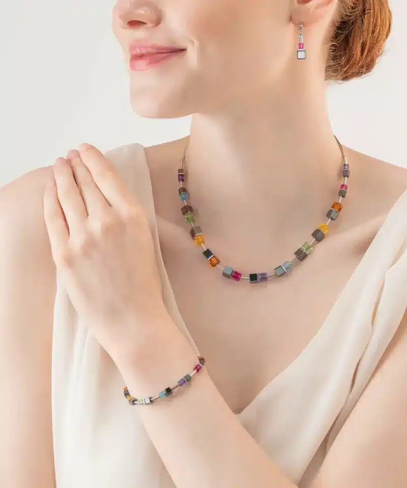 Alternative view of Halssmykke 502010-1500