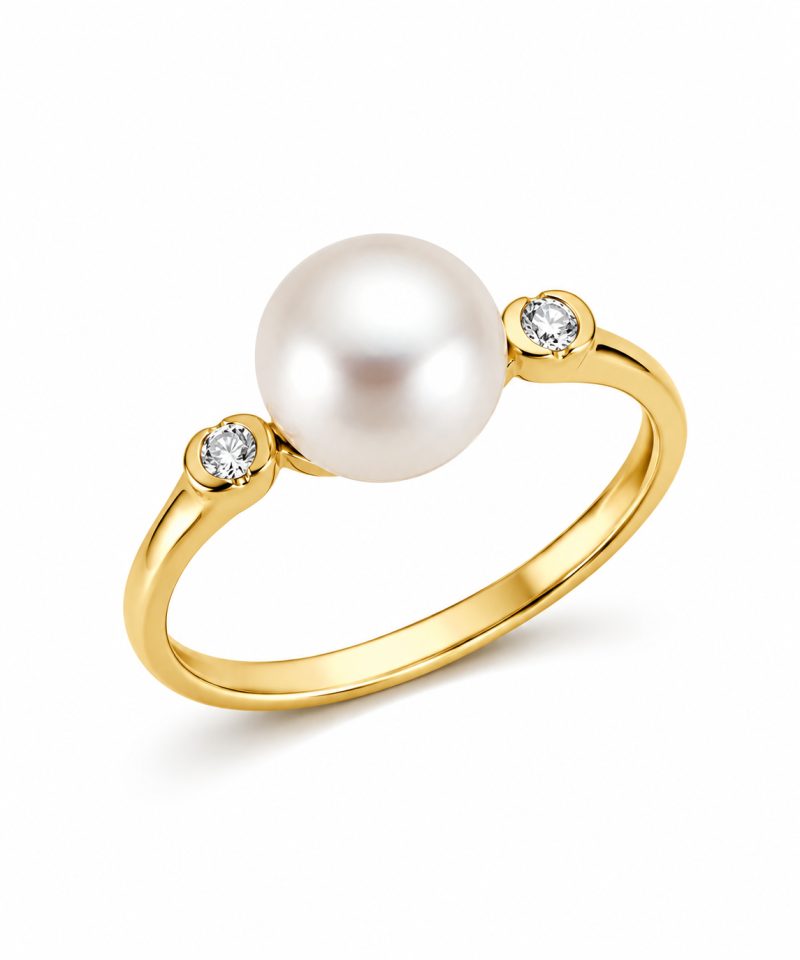 Ring i gult gull, Ferskvannsperle og diamanter 0,06 ct