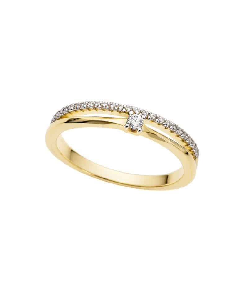 Ring i gull med diamanter 0.17ct