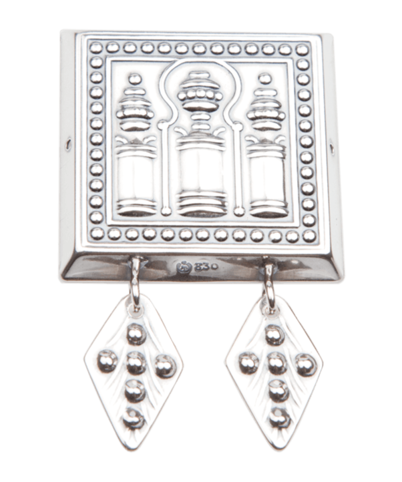 554016 - Beltestøl Stor med lauv Oksidert