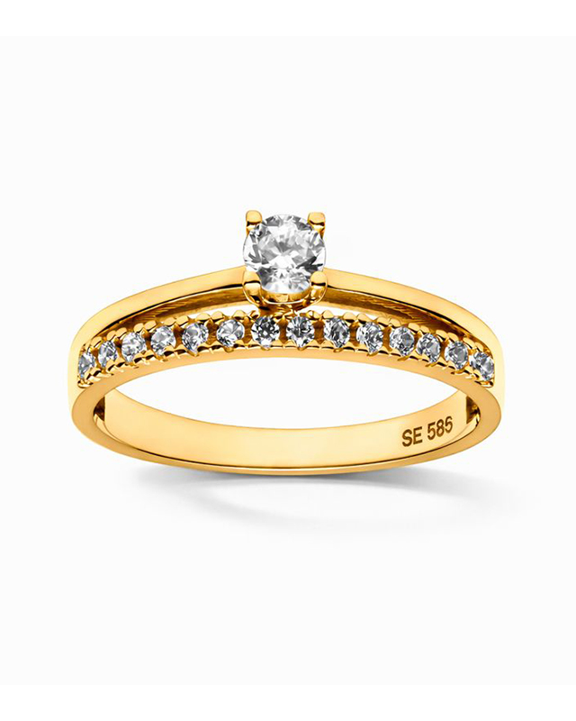 Ring i gull med zirconia