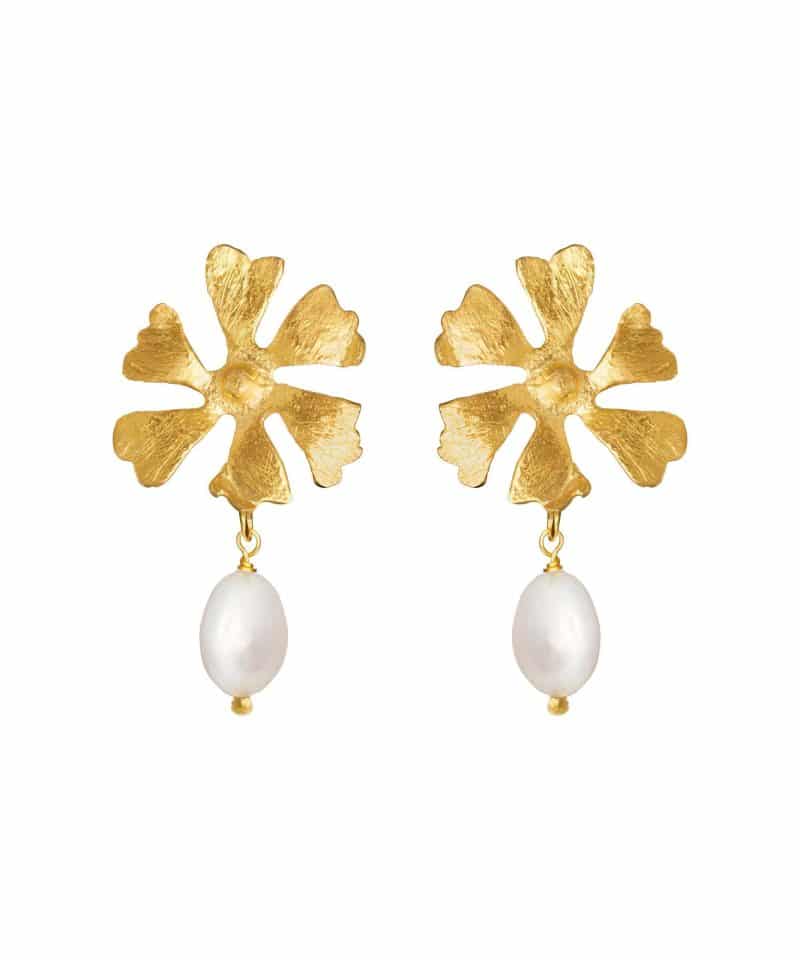 Ørepynt forgylt blomst i sølv med ferskvannsperle