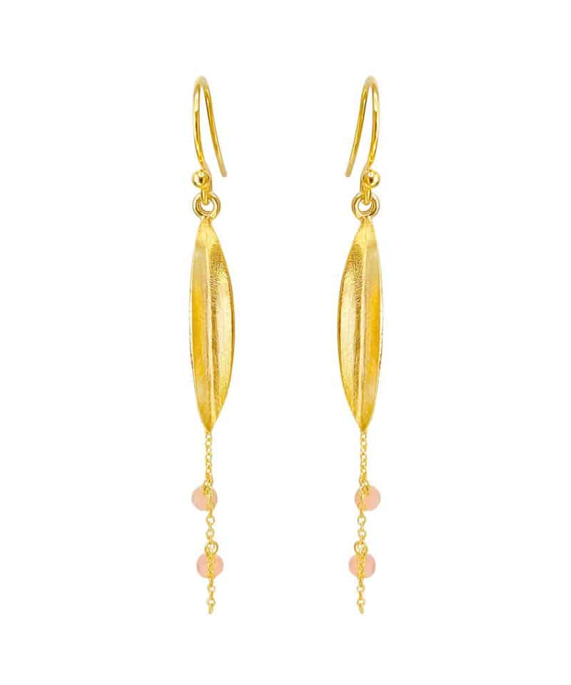 Ørepynt i forgylt sølv med peach månestein