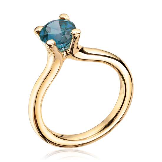 Lene Visholm ring med London blue topas i 14K gult gull