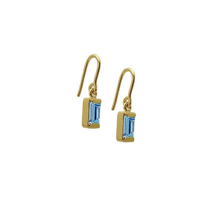 Square - Ørepynt gull med Swiss Blue Topas