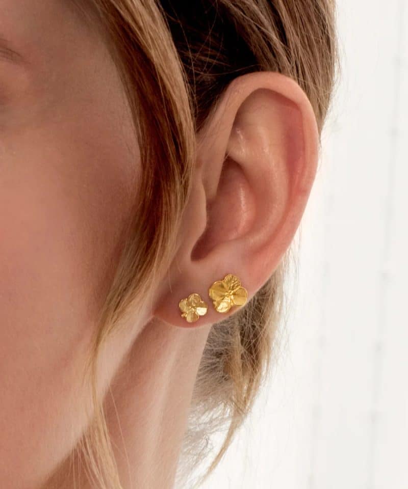 Alternative view of Firkløver små ørepynt rhodinert