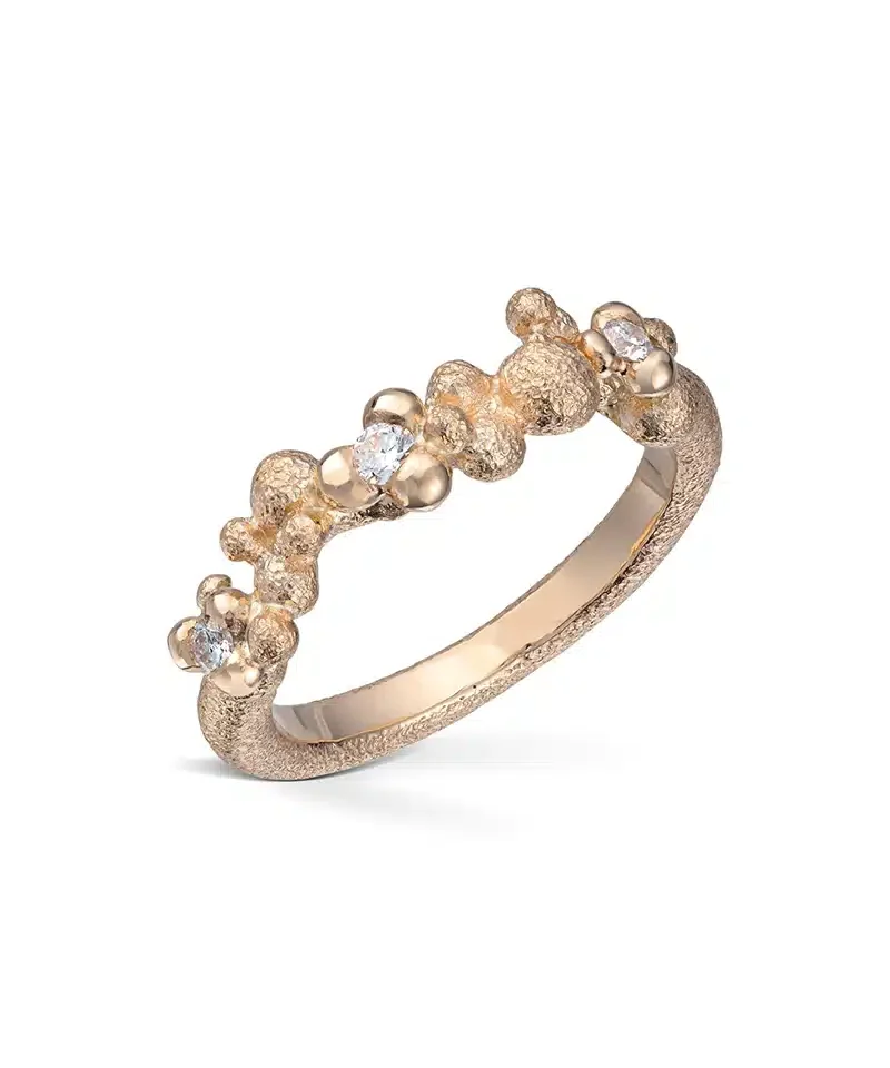 Dugg - Ring i gull med diamanter