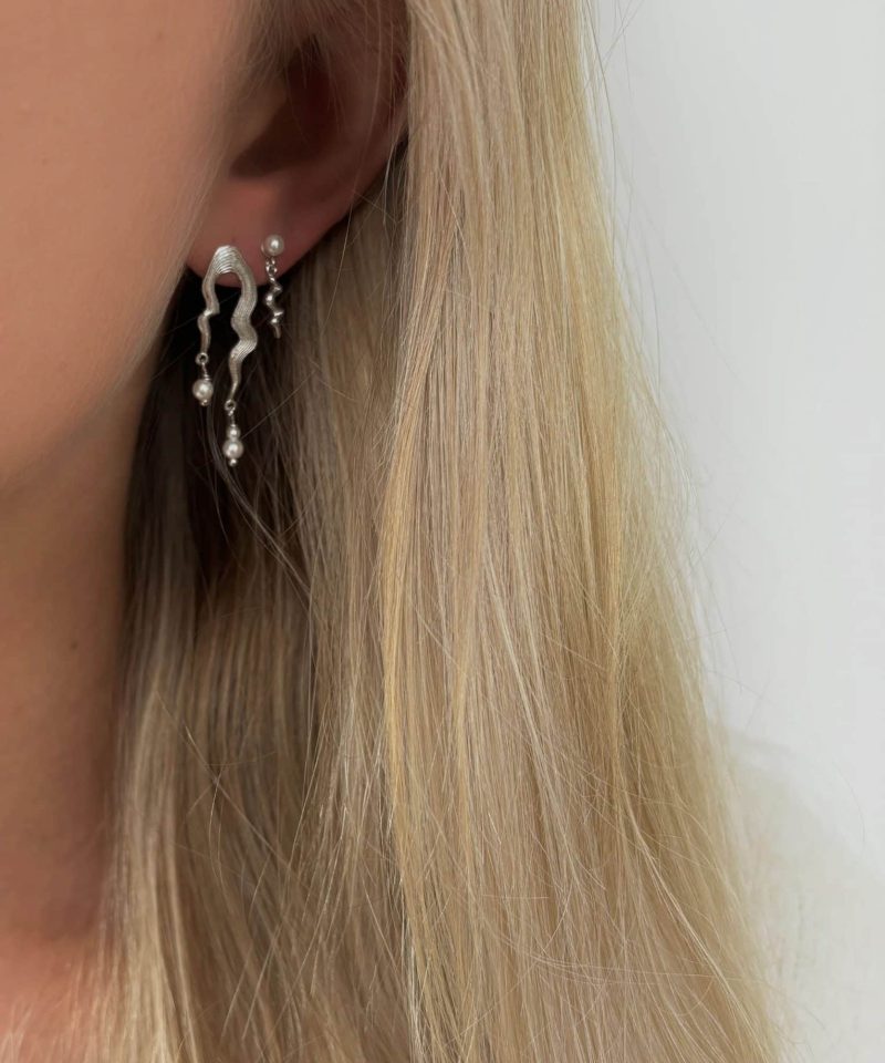 Alternative view of Caer Earrings - Silver