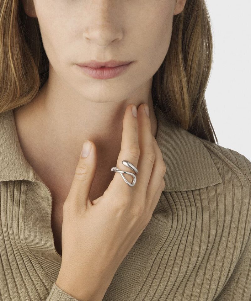 Alternative view of Mercy Ring