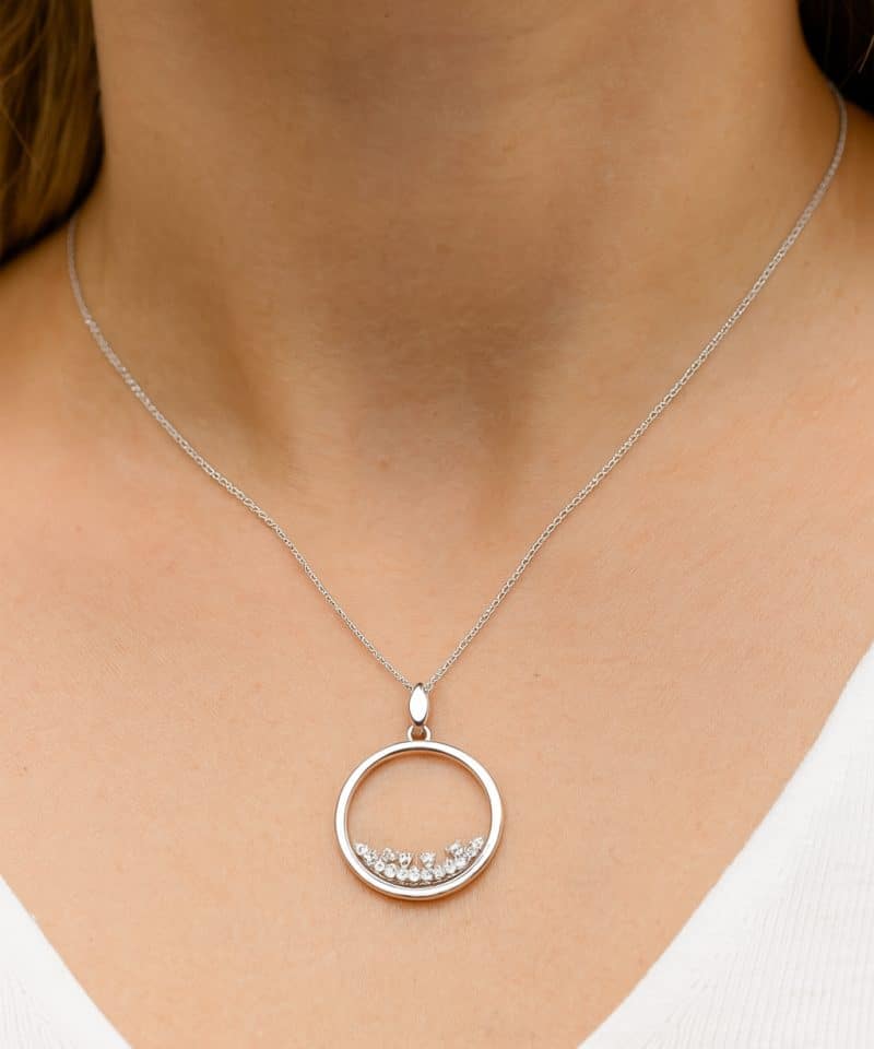 Alternative view of Anheng hvitt gull sirkel med diamanter 0.22ct