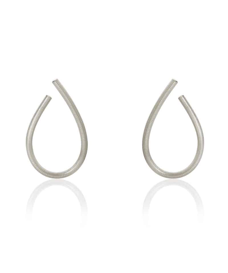 Kharisma øreringer sølv medium