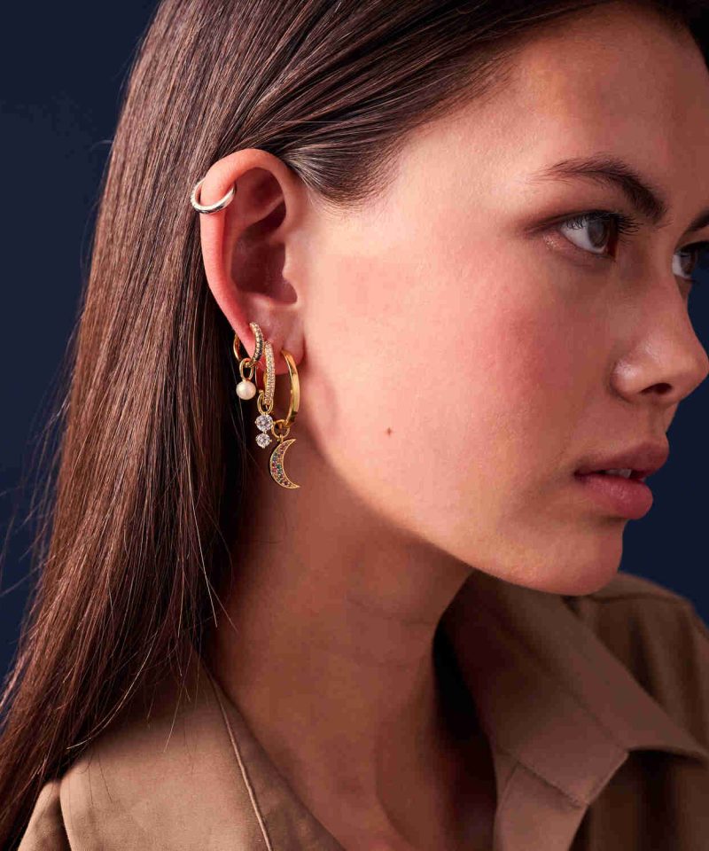 Alternative view of Hoop Charm Circle Due - 18KGP