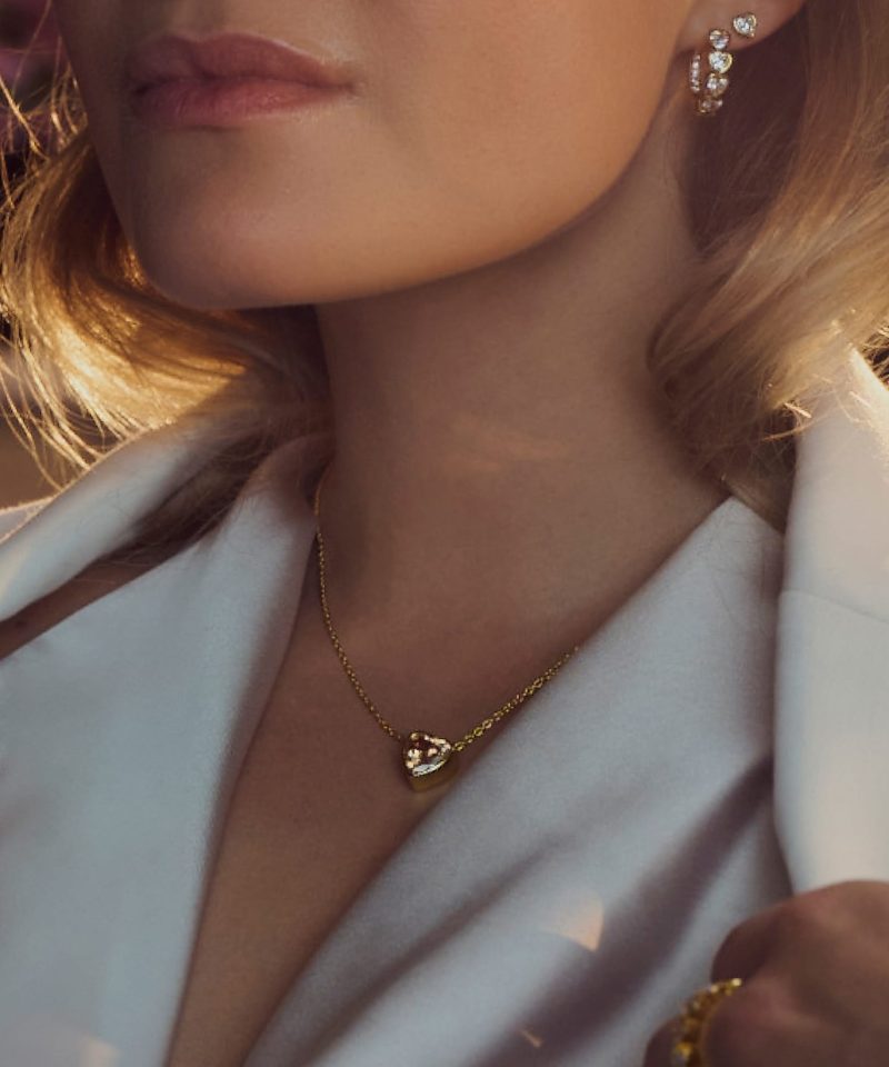 Alternative view of Amorino Grande - Halssmykke