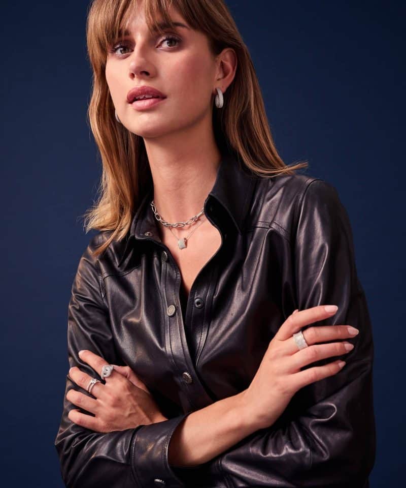 Alternative view of Felline Concavo - Halssmykke