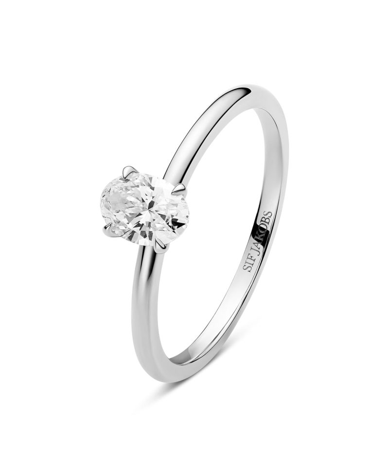 Sif Jakobs Jewellery Ring Grace Ovale Solitaire - 14k yellow gold or white gold 0.30-3.0 ct TW G-H VS lab-grown diamond