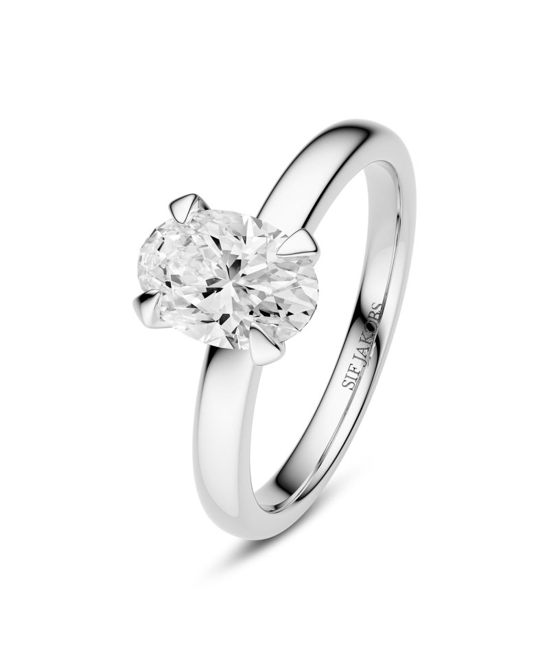 Sif Jakobs Jewellery Ring Grace Oval Solitaire - 14k yellow gold or white gold 1.00-3.00 ct TW G-H VS lab-grown diamond