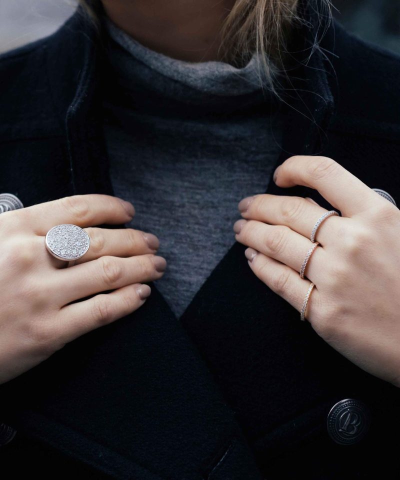 Alternative view of Ellera - Ring med zirconia