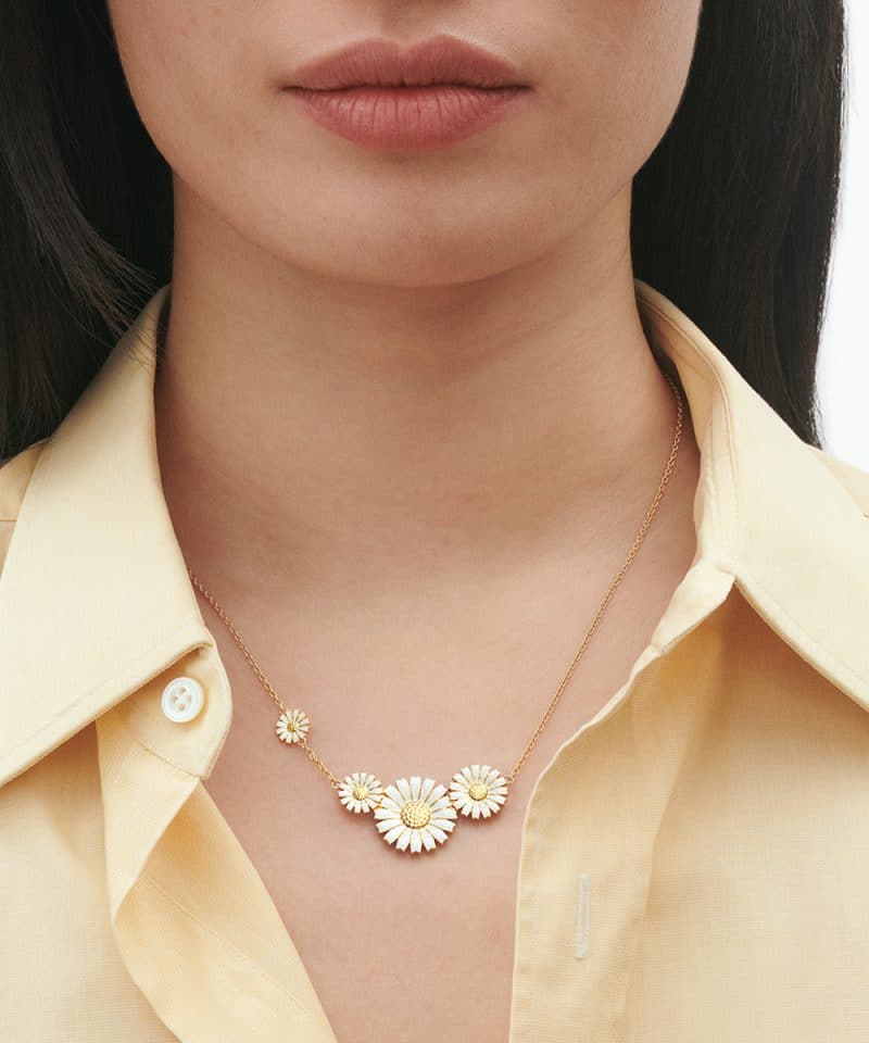 Alternative view of Daisy Anheng