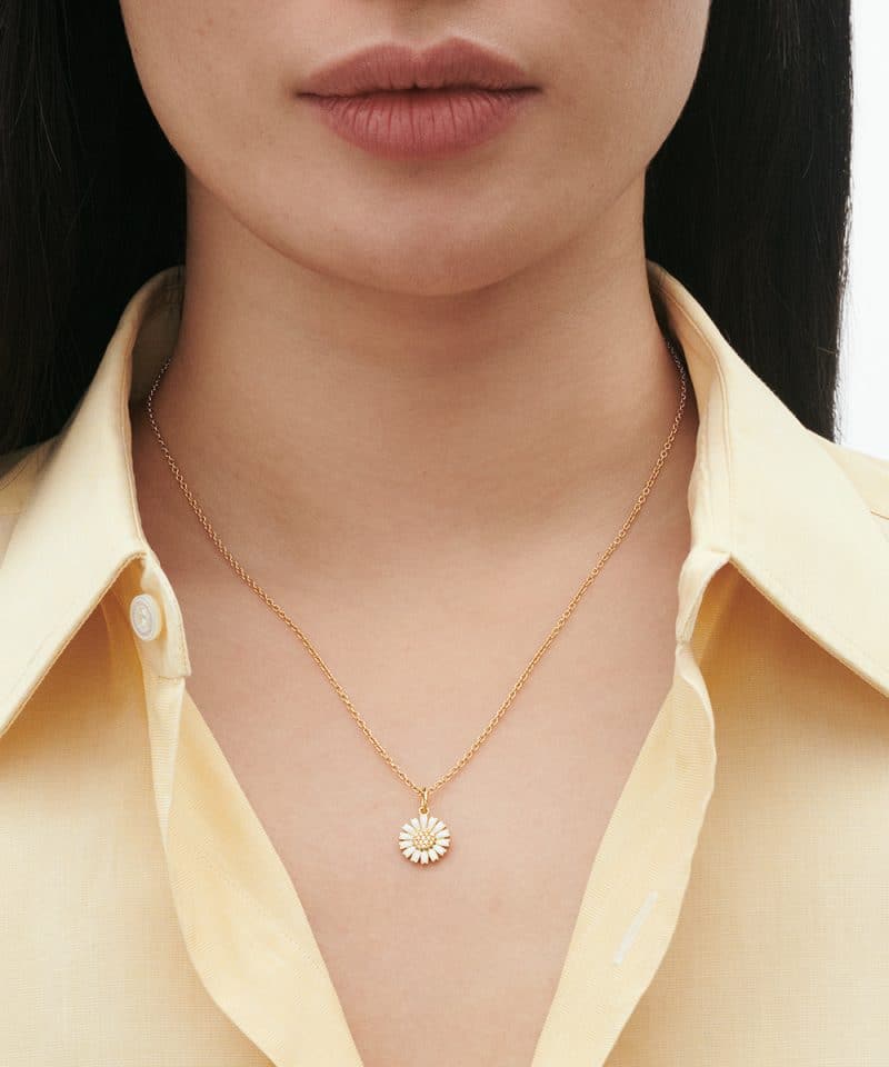 Alternative view of Daisy Halskjede