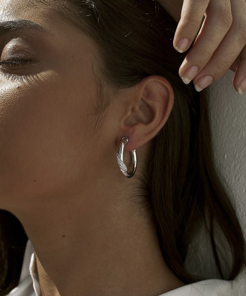 Alternative view of Øreringer sølv med zirconia