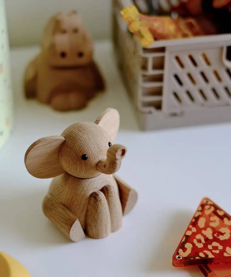 Alternative view of Elefant trefigur