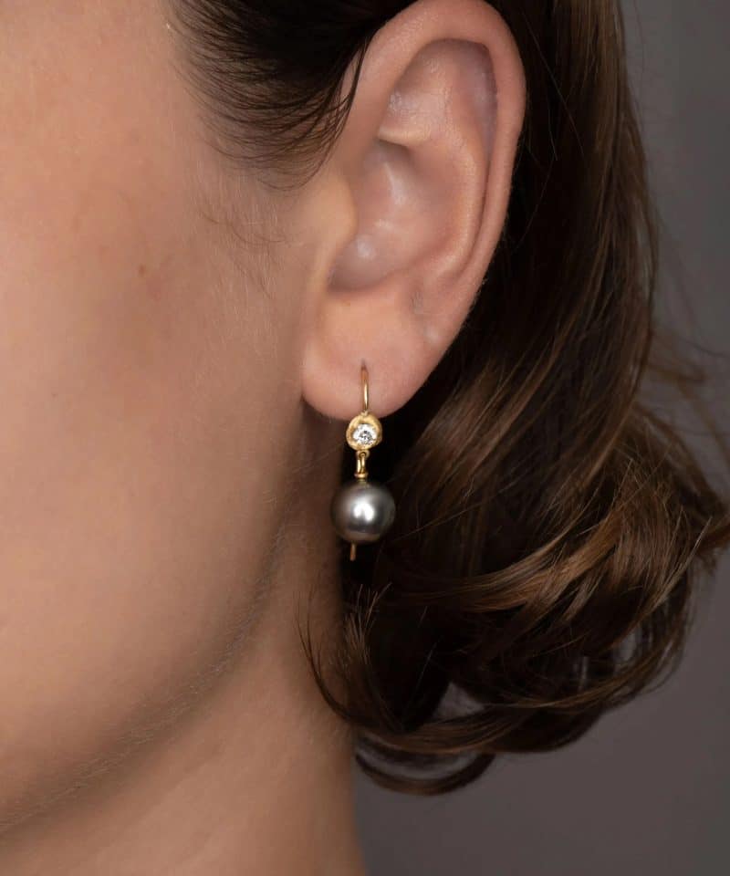 Alternative view of Vega Soufflè Ørepynt - Tahitiperler og diamanter 0.26 ct