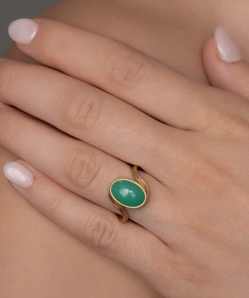 Alternative view of Vega Ring i gull med Krysopras liten